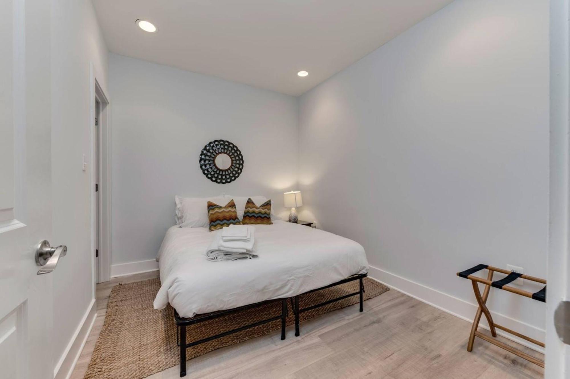 Appartamento Luxe 2Bd2Ba Townhouse In Hip Area - Near Metro Washington Esterno foto
