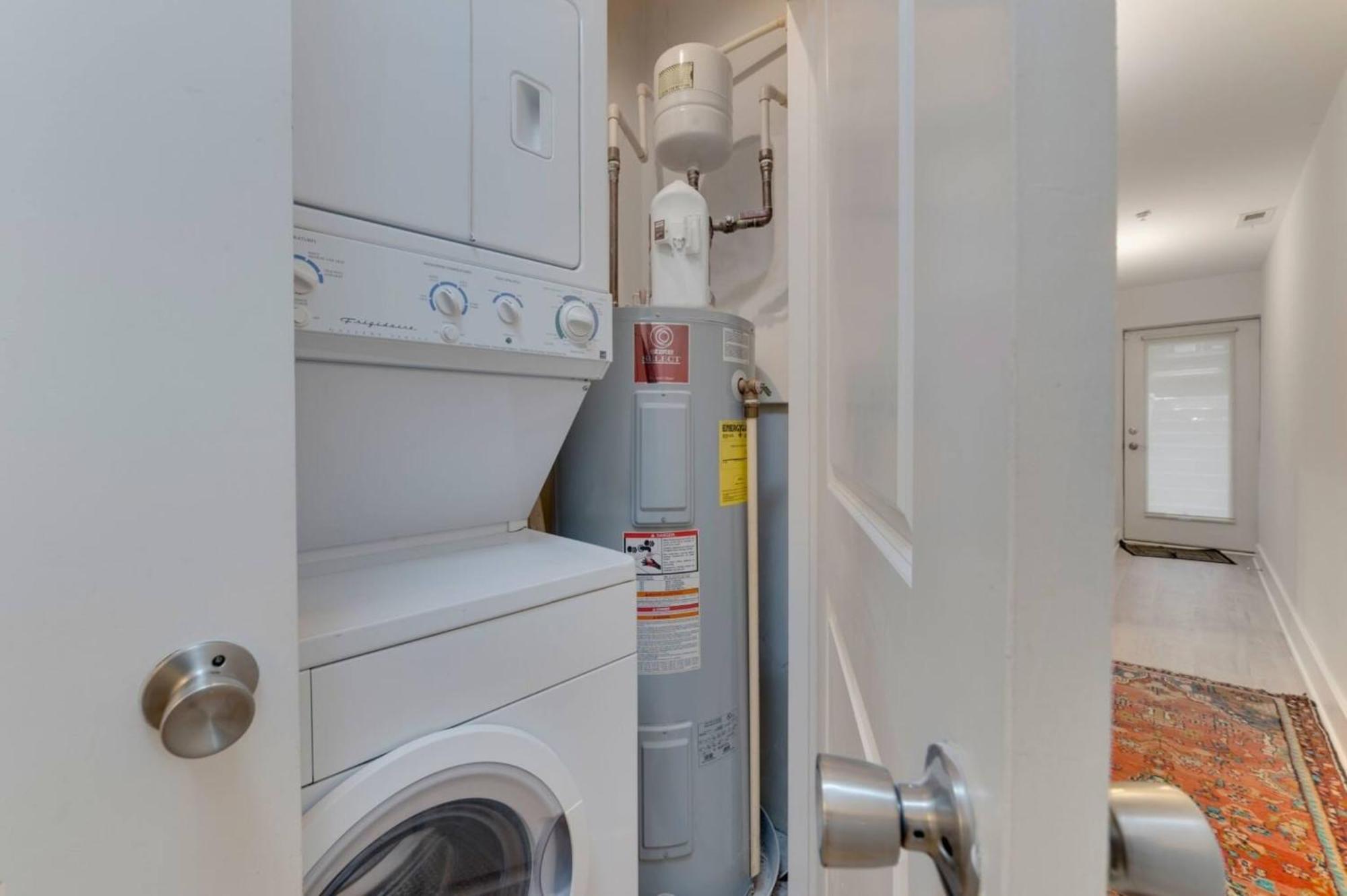 Appartamento Luxe 2Bd2Ba Townhouse In Hip Area - Near Metro Washington Esterno foto