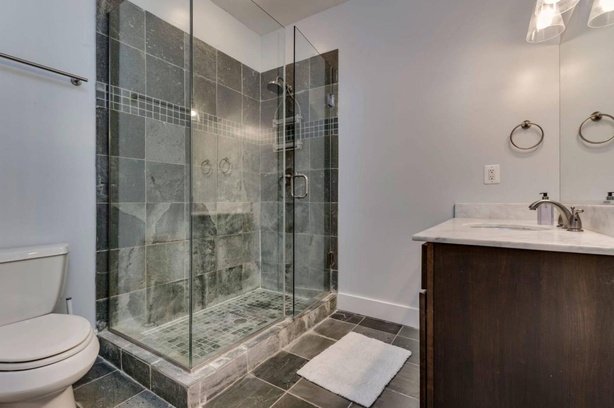 Appartamento Luxe 2Bd2Ba Townhouse In Hip Area - Near Metro Washington Esterno foto