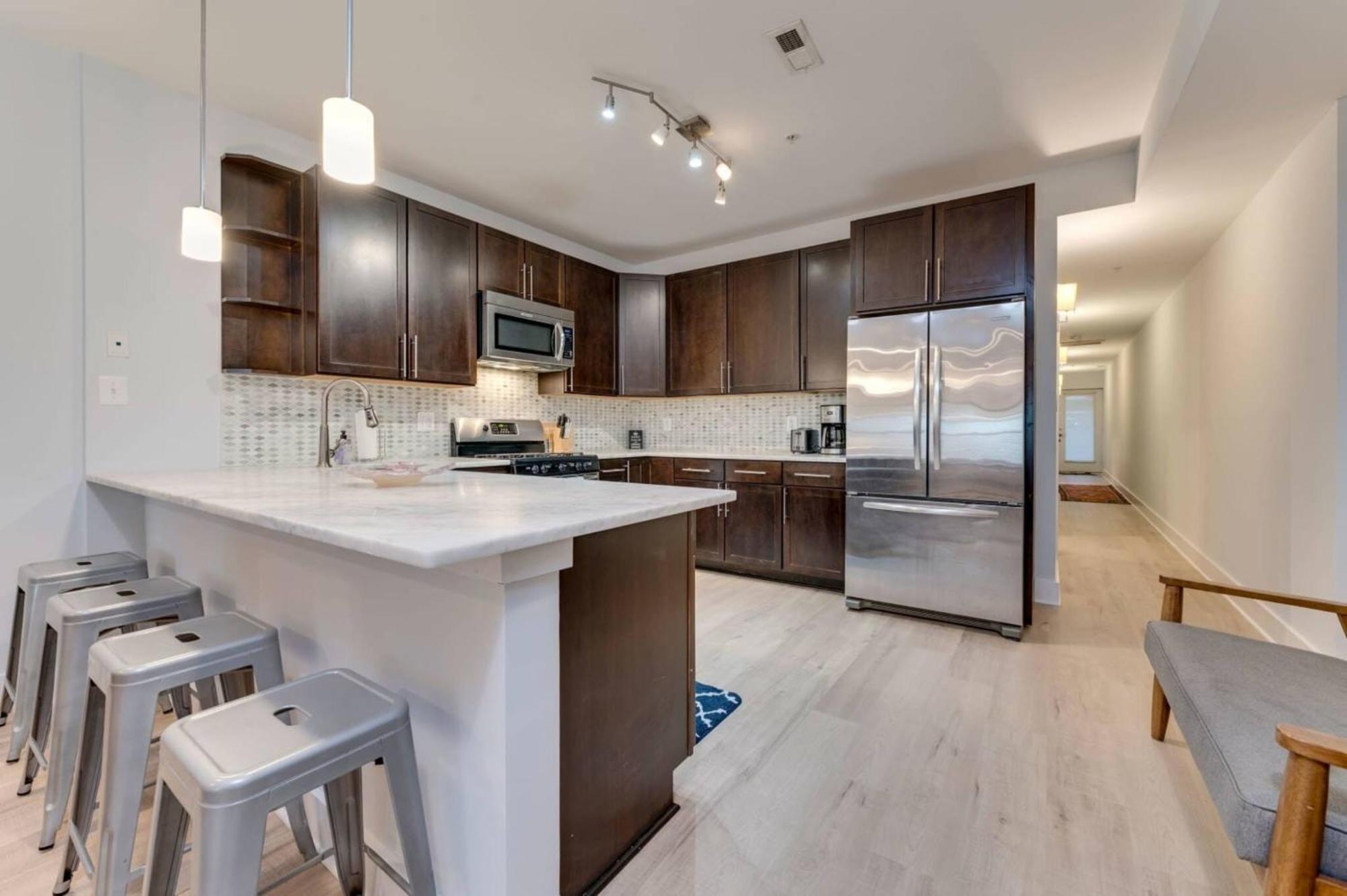Appartamento Luxe 2Bd2Ba Townhouse In Hip Area - Near Metro Washington Esterno foto